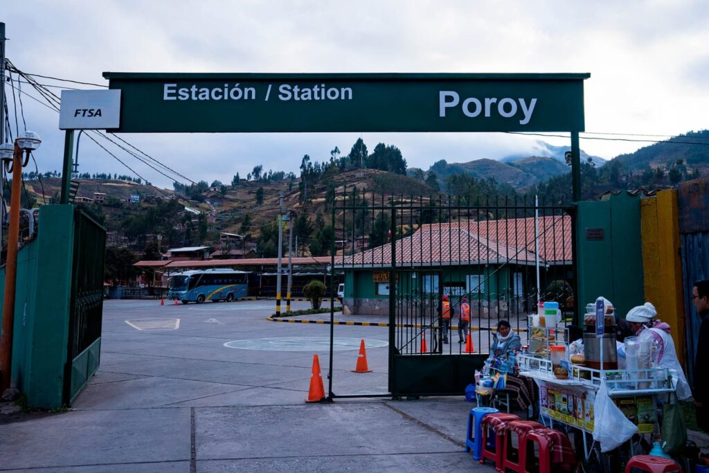 estacion tren poroy